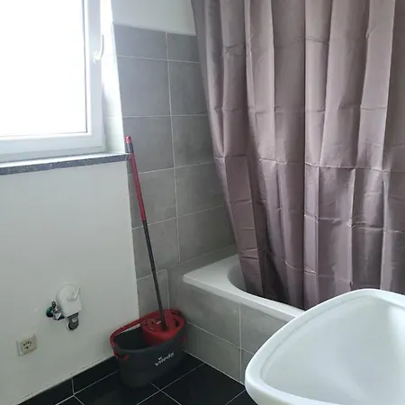 Schoene 2 Zwei Gleisdorf