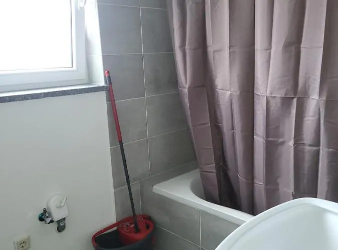 Schoene 2 Zwei غليسدورف